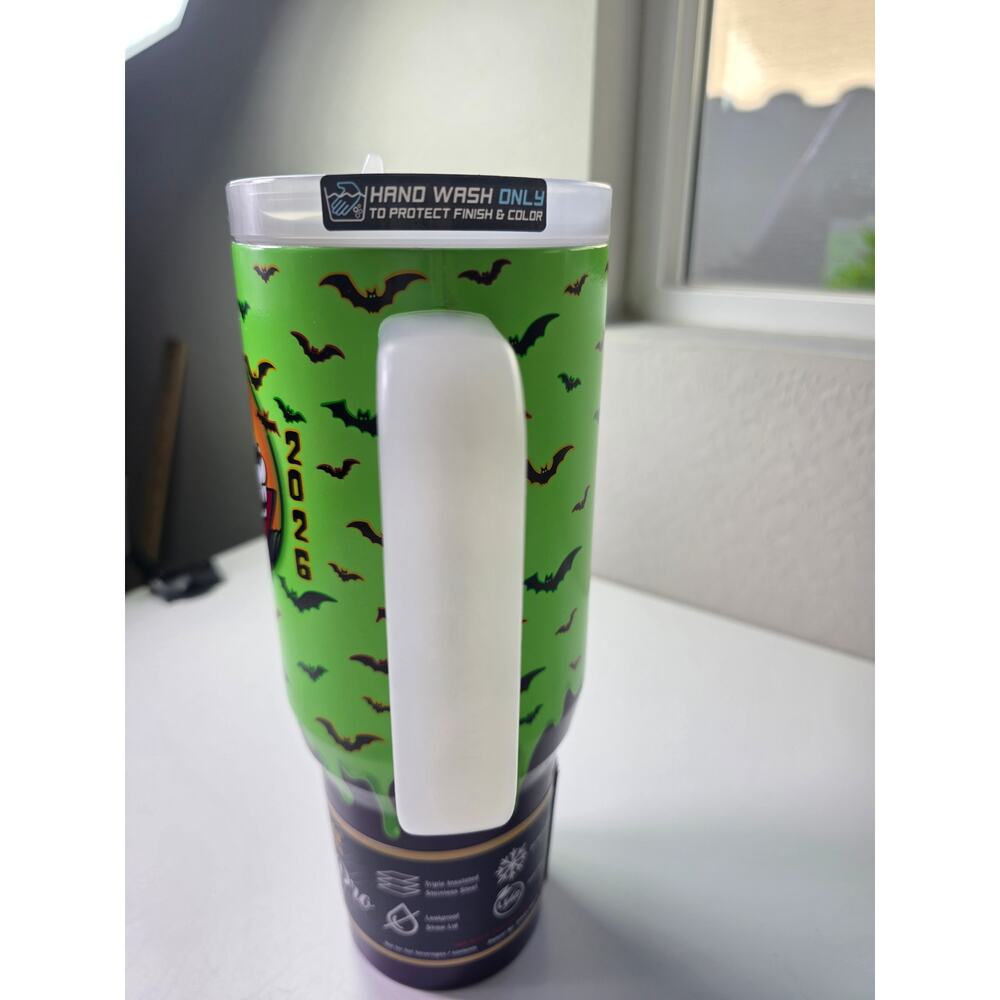 Buc-ees Spooky Nights 2026 Halloween 40oz Tumbler Glows in the Dark - NWT - Picture 4 of 12